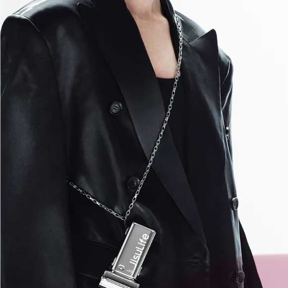 Silver Handheld Fan - Picture 4 of 6